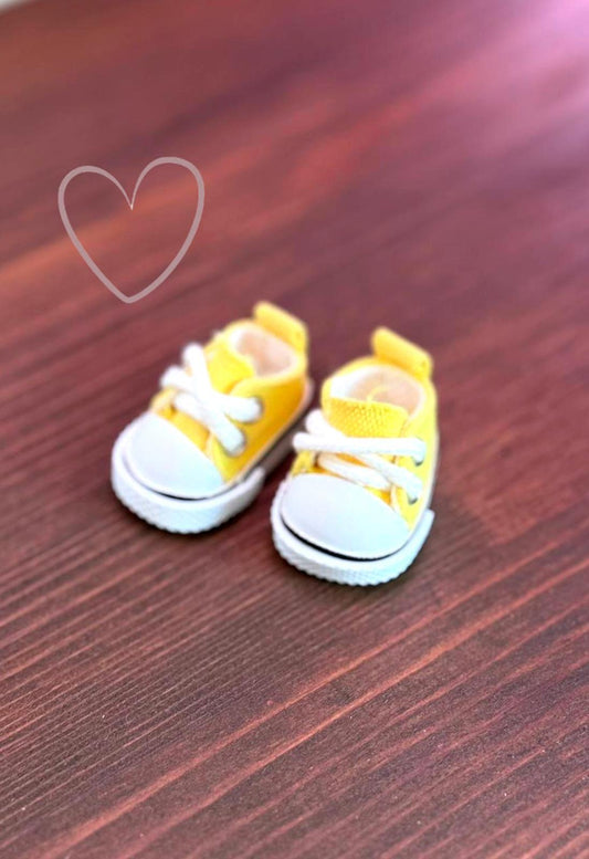 Labubu Mini Sneakers – Sunny Yellow Lace-Up Canvas (Doll Not Included)