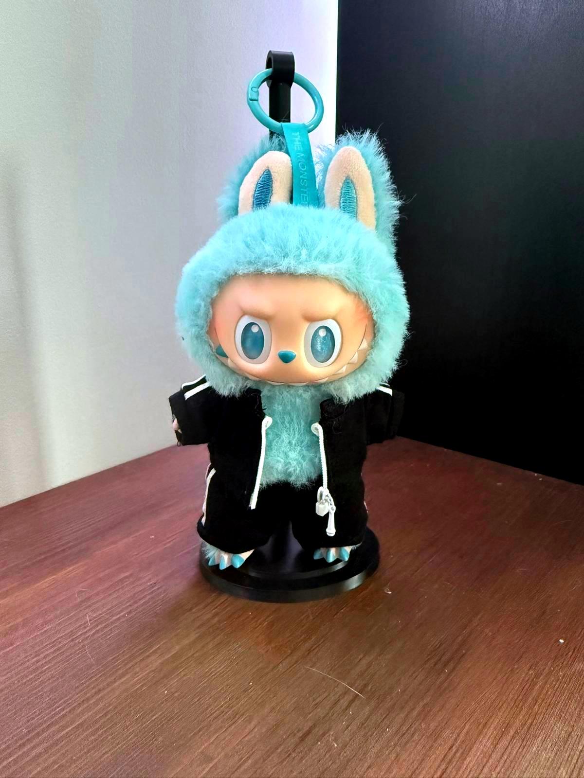 NEW Labubu Cute Black Outfit Tracksuit for Your Adorable Doll!